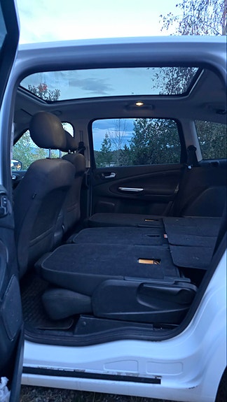 Ford S-MAX 8 of 30