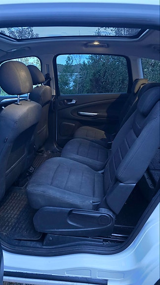 Ford S-MAX 30 of 30