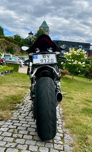 Ducati Panigale V2 9 of 16