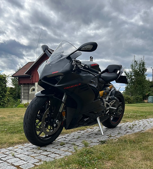 Ducati Panigale V2 6 of 16