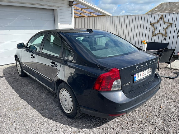 Volvo S40 3 of 14