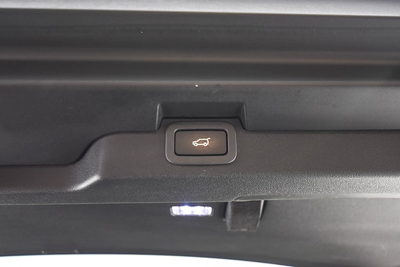 Land Rover Discovery 14 of 16