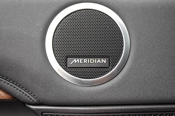 Land Rover Discovery 13 of 16