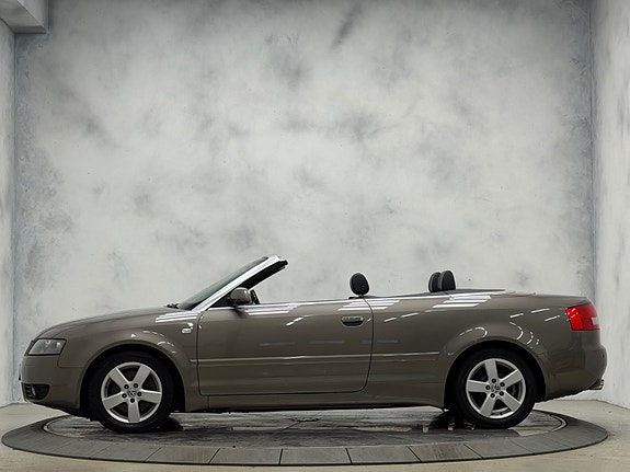 Audi A4 12 of 30