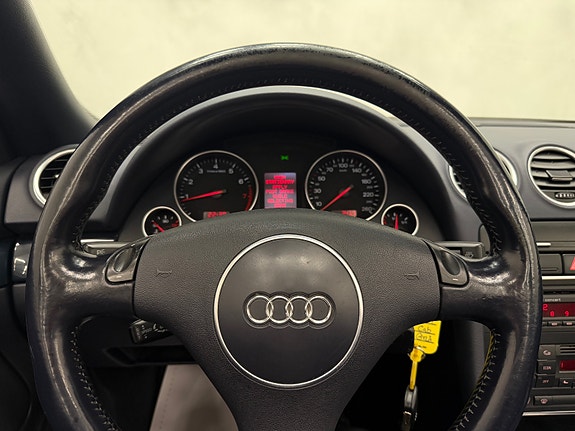 Audi A4 24 of 30