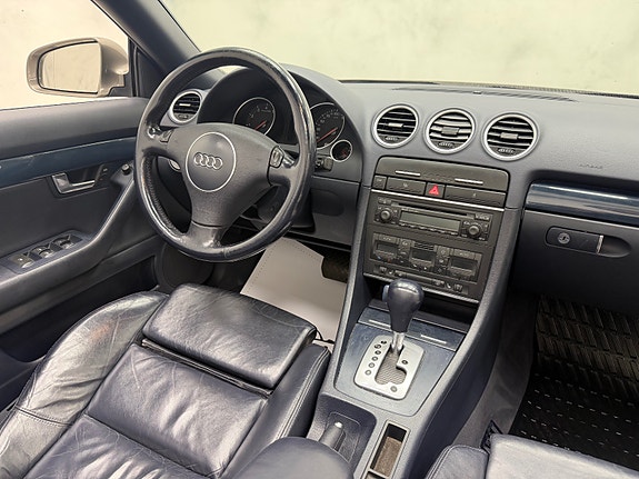 Audi A4 21 of 30