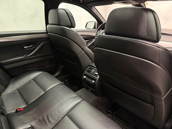 BMW M550d 26 of 30