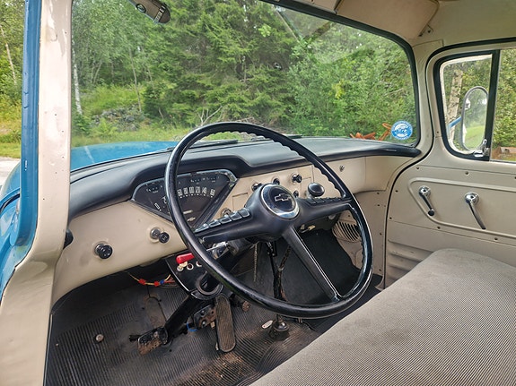 Chevrolet 6400 6 of 8