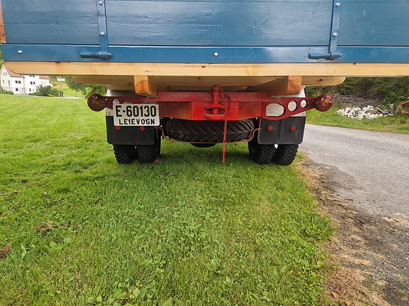 Chevrolet 6400 3 of 8