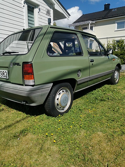 Opel Corsa 5 of 16
