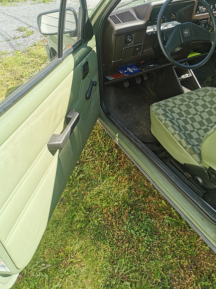 Opel Corsa 9 of 16