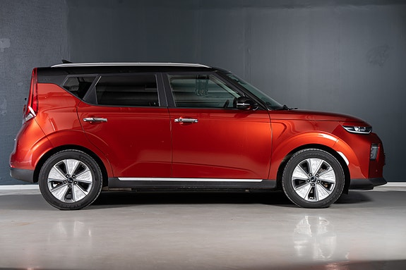 Kia e-Soul 4 of 5