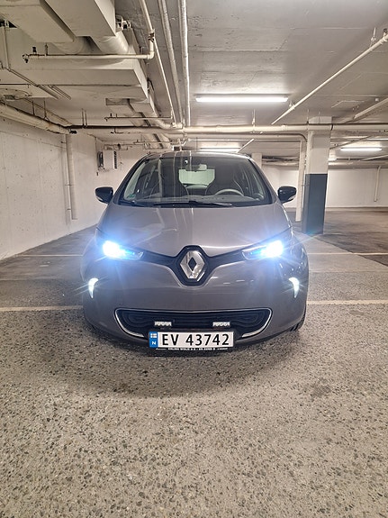 Renault Zoe 2 of 16