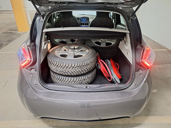 Renault Zoe 12 of 16