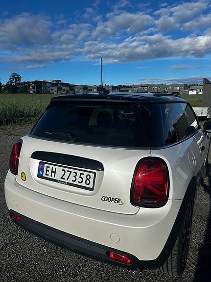 MINI Cooper SE 5 of 21