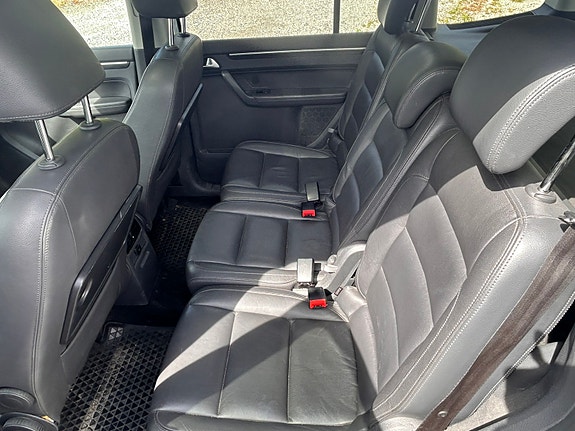 Volkswagen Touran 7 of 8