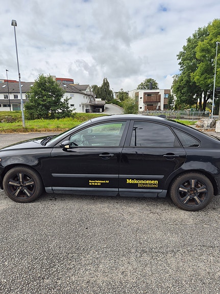 Volvo S40 8 of 22