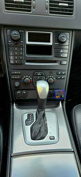 Volvo XC90 4 of 8