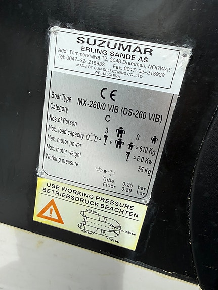 Suzumar MX- 260 VIB med Suzuki 6 hk påhengsmotor 11 of 20
