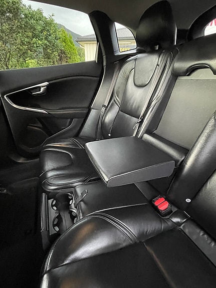 Volvo V40 15 of 27