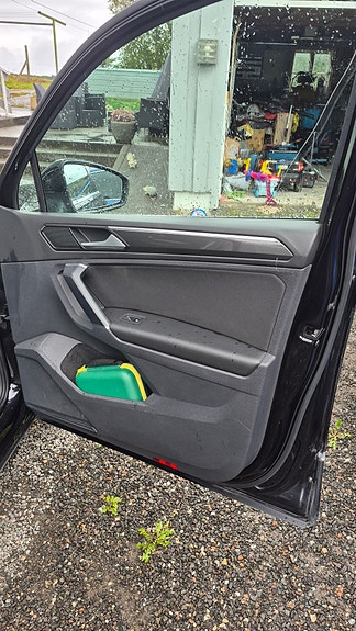 Volkswagen Tiguan 10 of 24