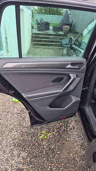 Volkswagen Tiguan 14 of 24
