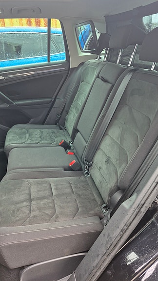 Volkswagen Tiguan 15 of 24
