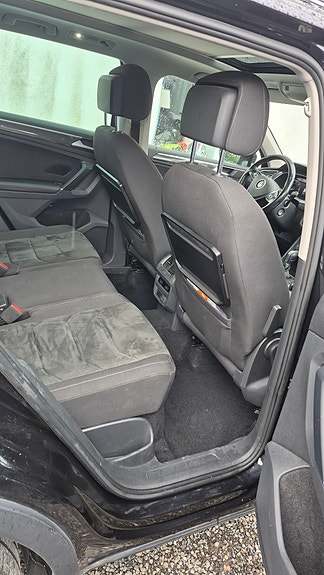 Volkswagen Tiguan 13 of 24