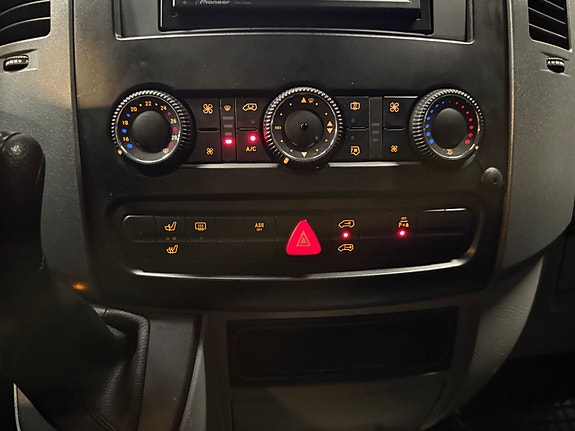 Mercedes-Benz Sprinter 311 24 of 30