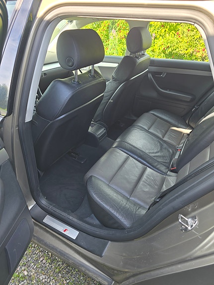 Audi A4 9 of 15