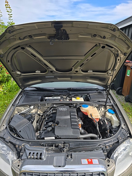 Audi A4 12 of 15