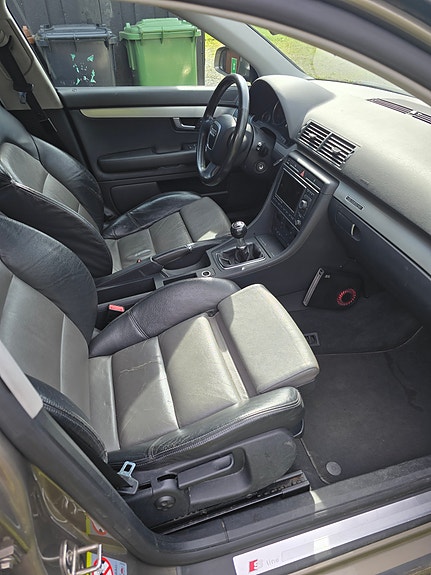 Audi A4 10 of 15