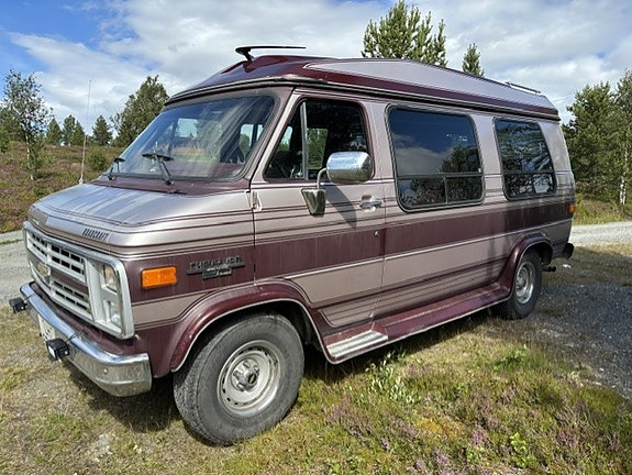 Chevrolet G20 3 of 29