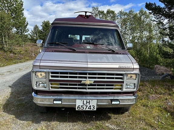 Chevrolet G20 2 of 29