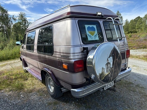 Chevrolet G20 4 of 29
