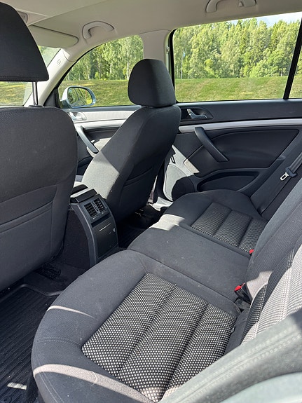 Skoda Octavia 15 of 29