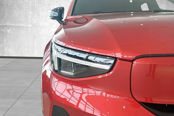 Volvo C40 4 of 5