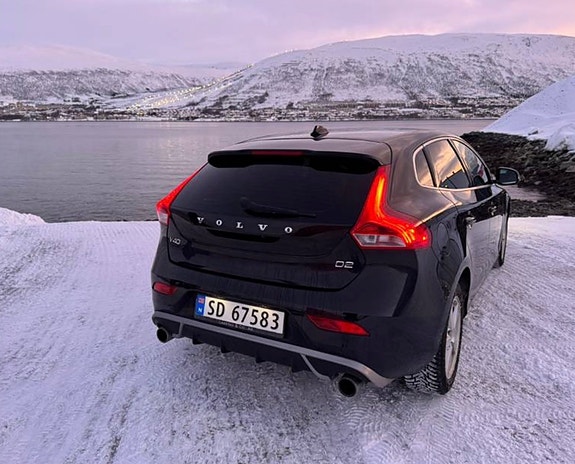 Volvo V40 6 of 15