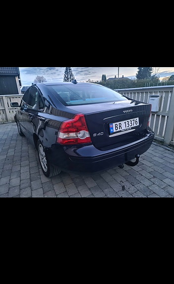 Volvo S40 7 of 8