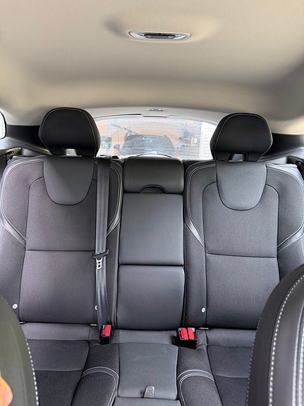 Volvo V40 11 of 24
