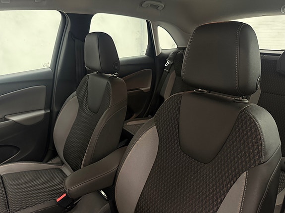 Opel Crossland X 19 of 30