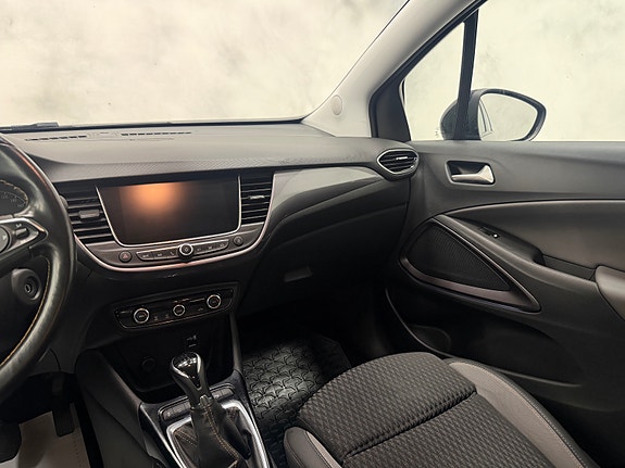 Opel Crossland X 17 of 30