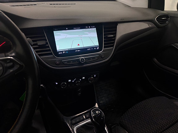 Opel Crossland X 28 of 30