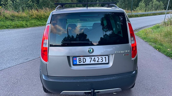 Skoda Roomster 6 of 22
