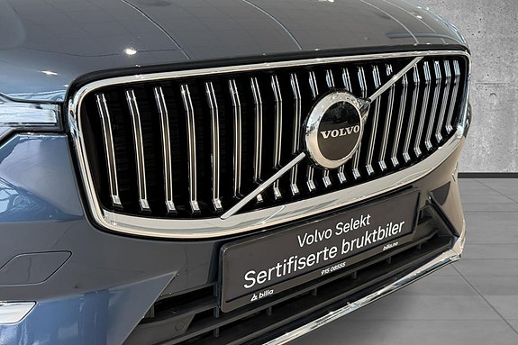 Volvo XC60 4 of 5