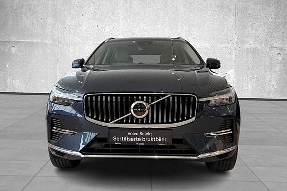 Volvo XC60 3 of 5