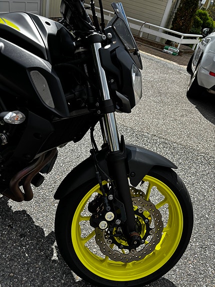 Yamaha MT-07 7 of 12