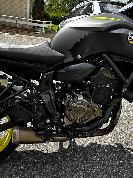 Yamaha MT-07 6 of 12