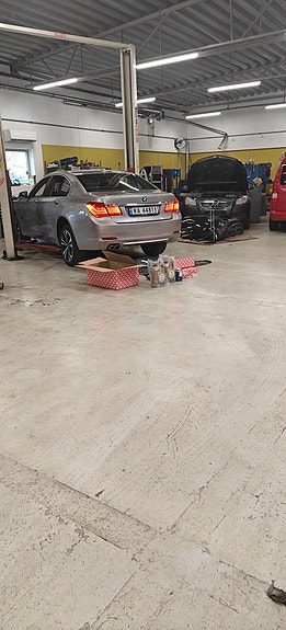 BMW 730d 22 of 23