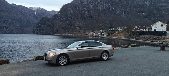 BMW 730d 4 of 23